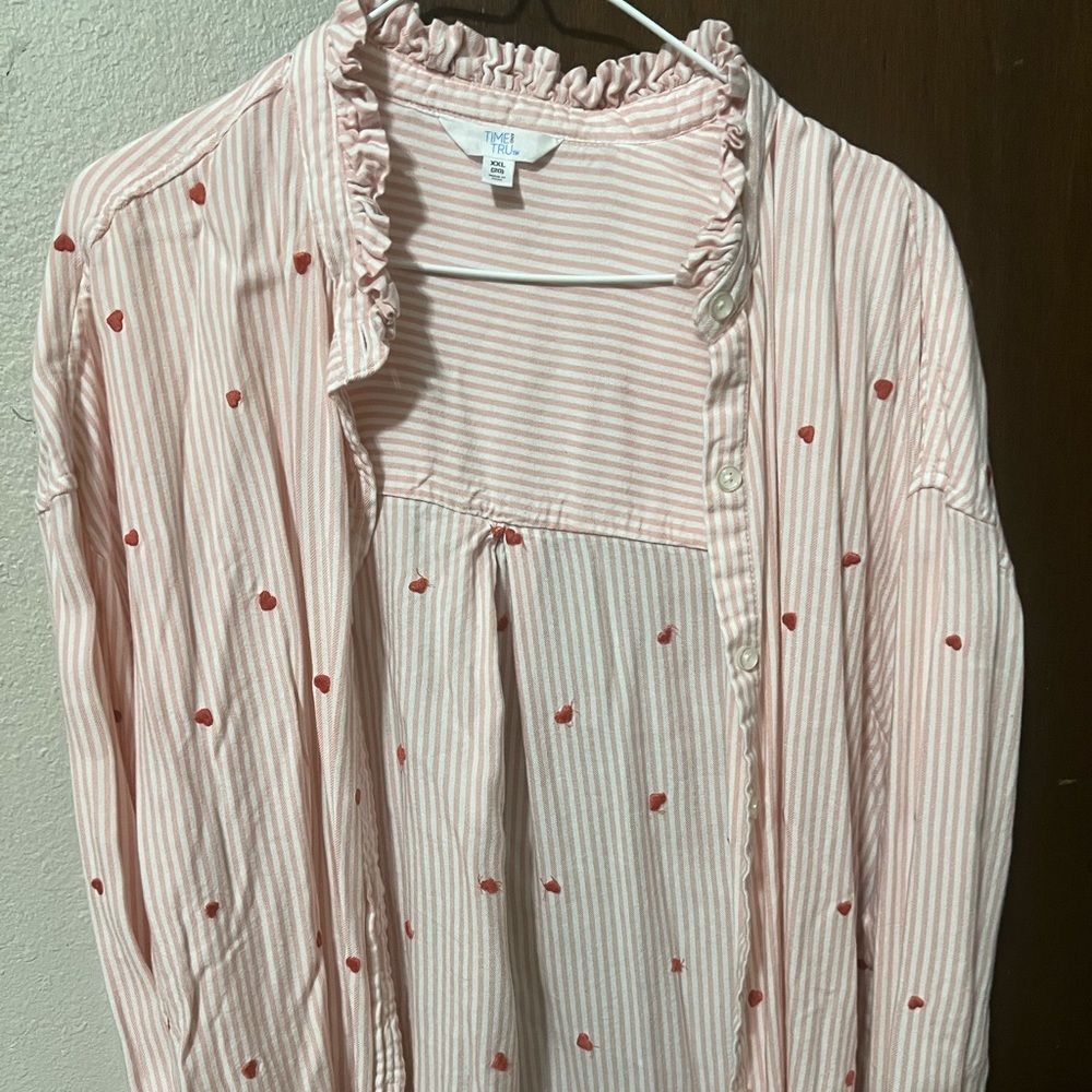 Women’s heart shirt